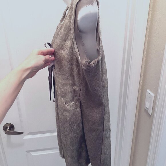 Simply Vera Vera Wang Faux Fur Vest/Shawl Women's-Tie/Front-Sheer Shoulder-Med - Picture 10 of 16